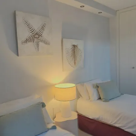 Noctua Playa 028 Естепона